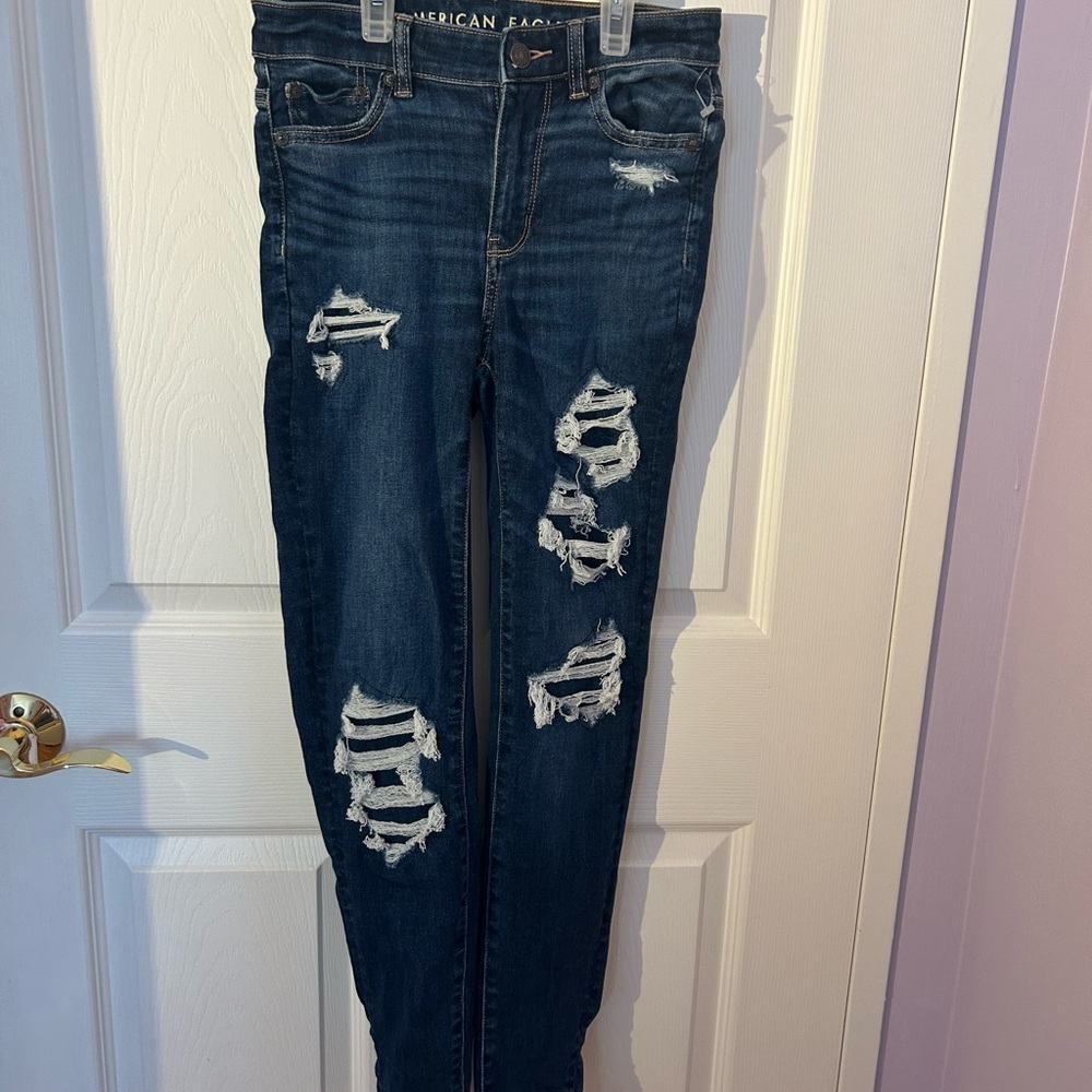 American Eagle Outfitters Women's Dark Blue Distressed Jeans